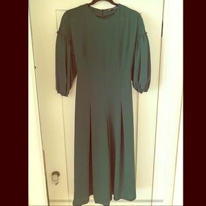 Green Zara Dress. Never worn. Brand new.